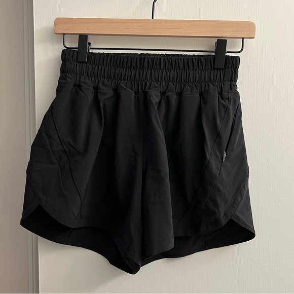 Lululemon Track That 5” Running Shorts Size 6 - Picture 4 of 7